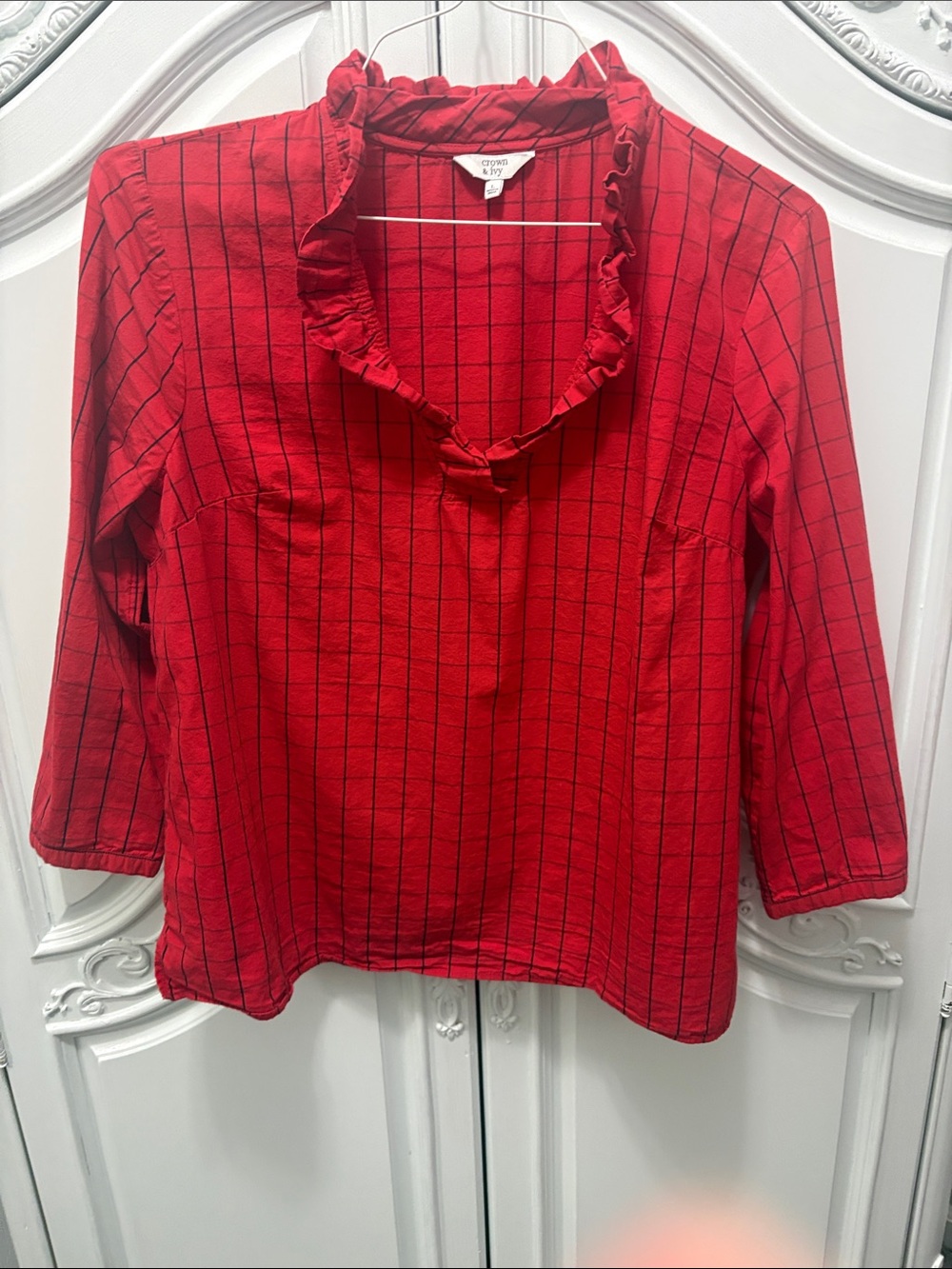 crown & ivy Red Ruffle V-Neck Long Sleeve Windowpane Top
